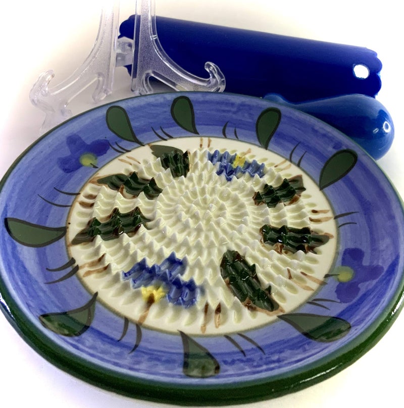 BonCera, All-in-one Premium Ceramic Garlic Grater Plate 4-Piece Set - Blue Flower Design, Classic Style - For Garlic, Ginger, Chocolate, and more! - Comes with 5.25" Plate, Peeler, Brush, and Stand - Image 3